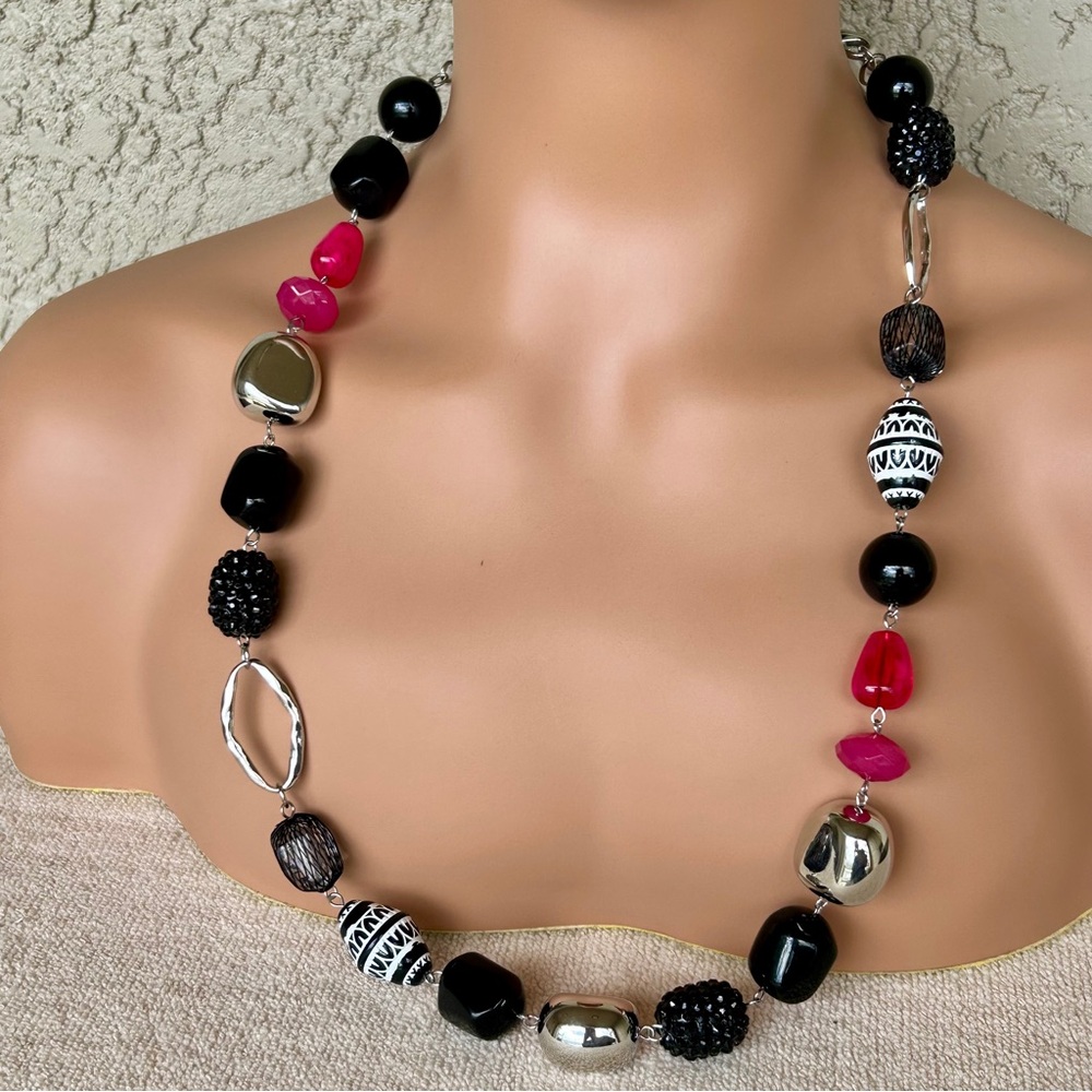 Bohemian Black Pink & Silver Beaded Necklace